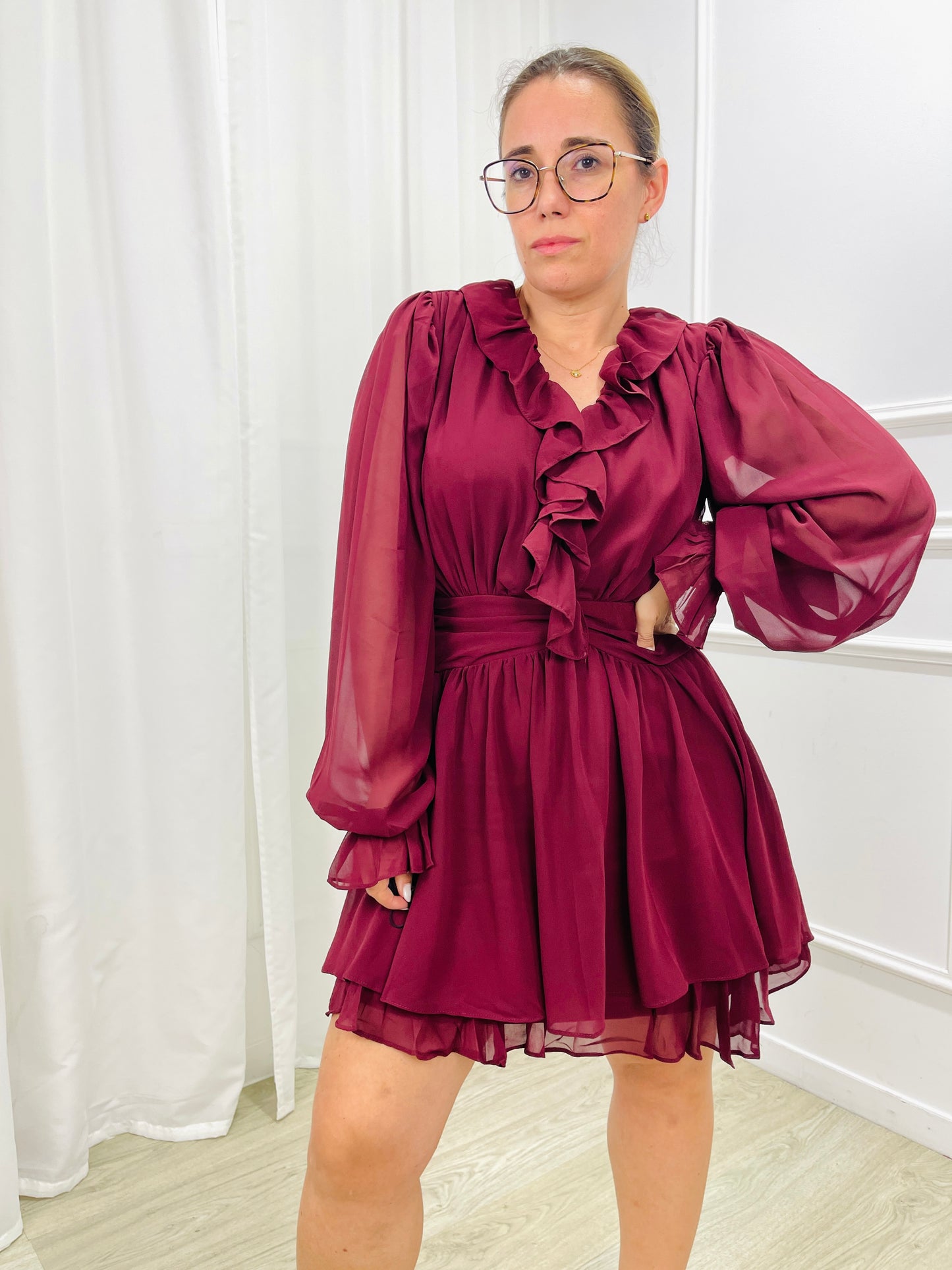 VESTIDO CURTO FLUIDO BORDEAUX