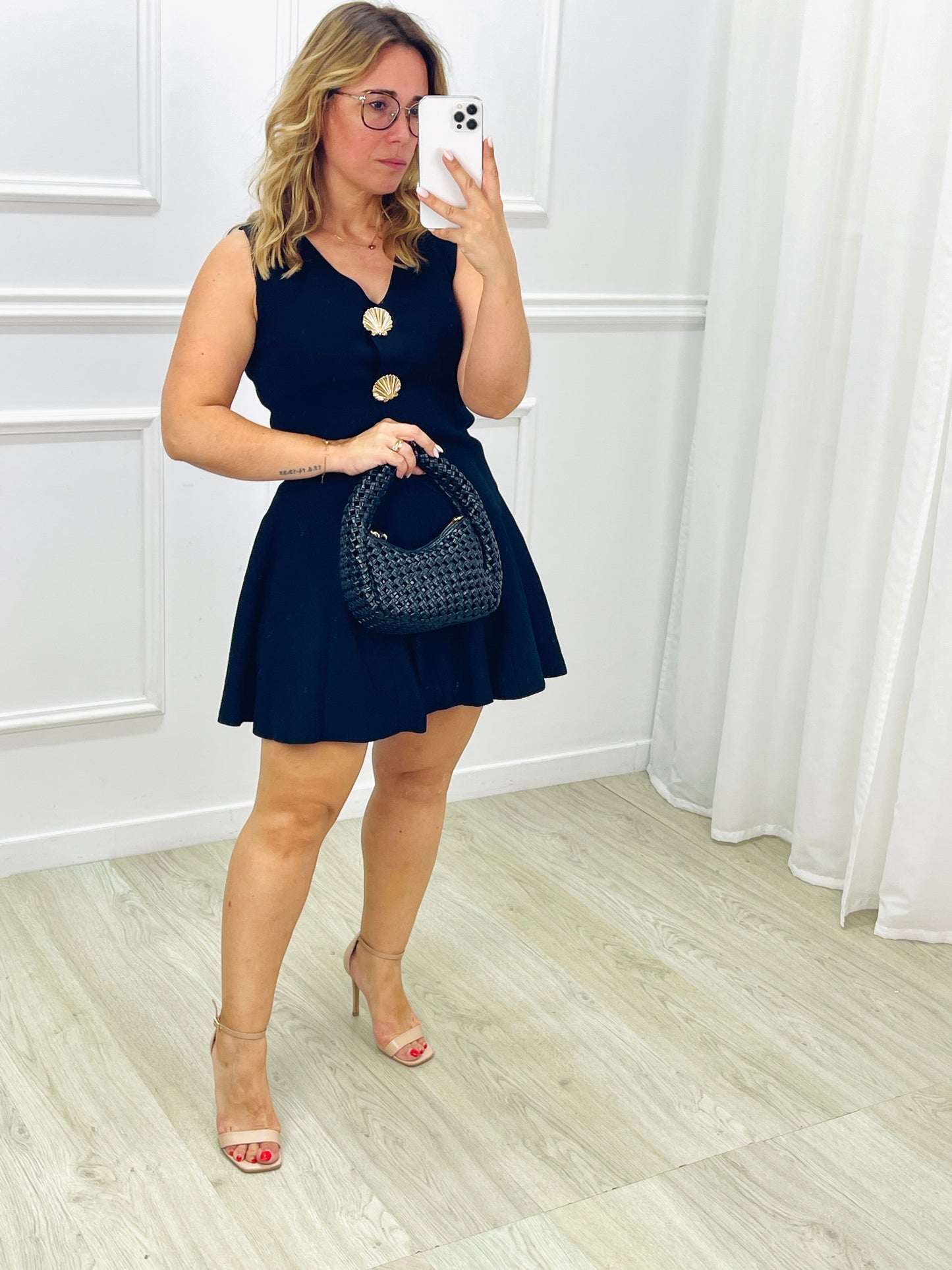CONJUNTO COLETE E SAIA PREGAS