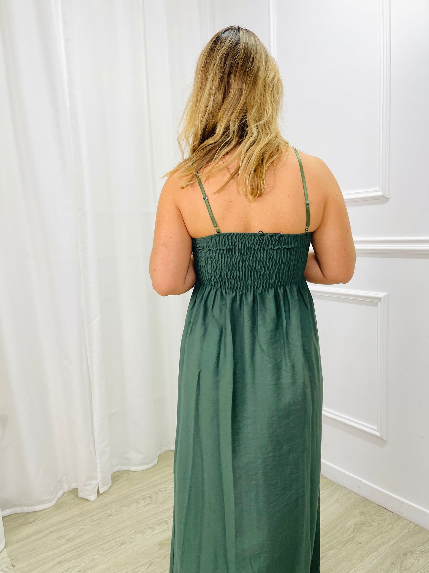VESTIDO BORDADO COMPRIDO