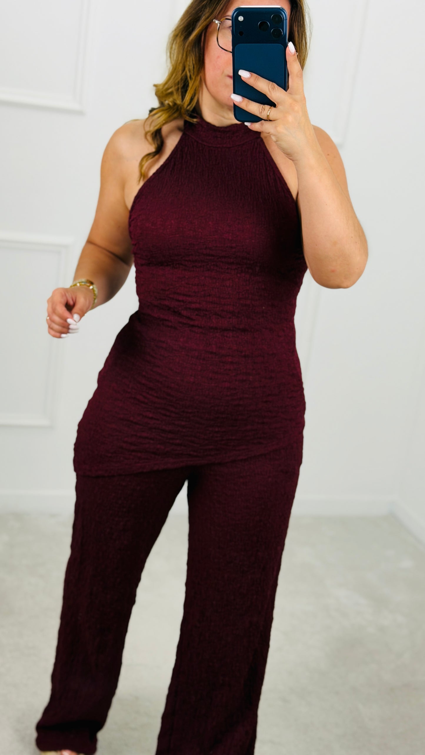 CONJUNTO TOP E CALÇA TEXTURIZADO BORDEAUX