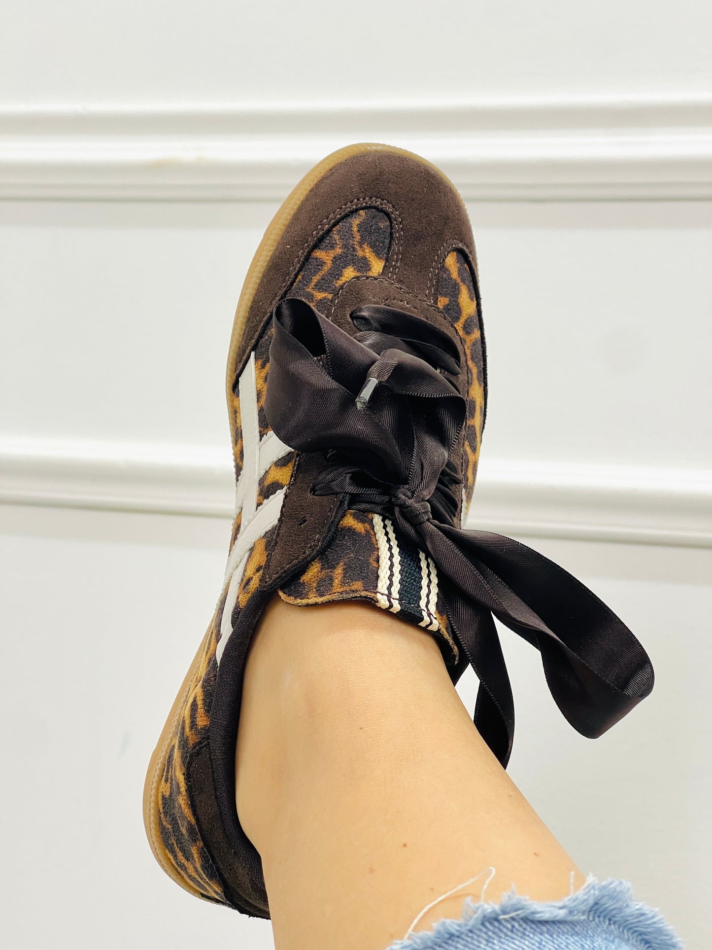 SAPATILHA LEOPARDO CORINA