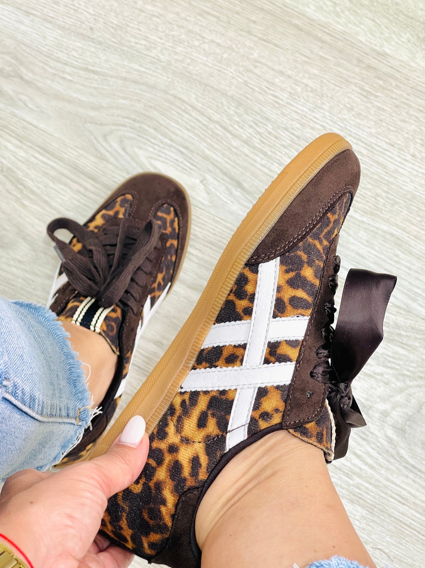 SAPATILHA LEOPARDO CORINA