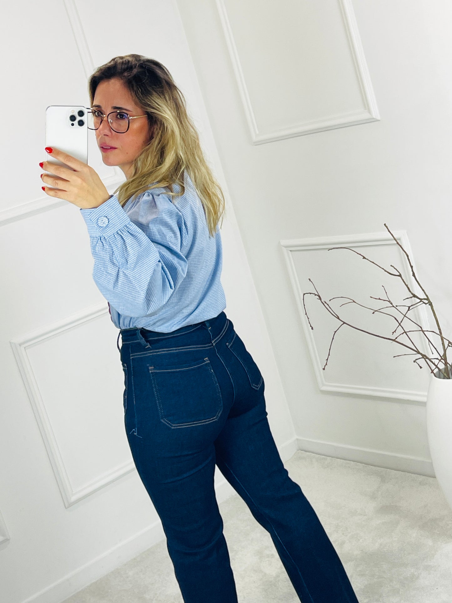 CAMISA XADREZ COM DETALHES VERMELHOS