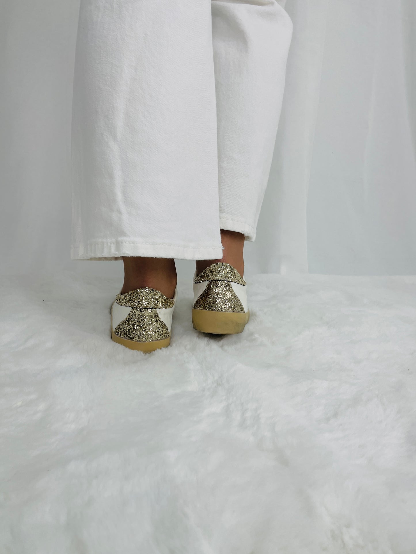 SAPATILHA CORINA GLITTER GOLD