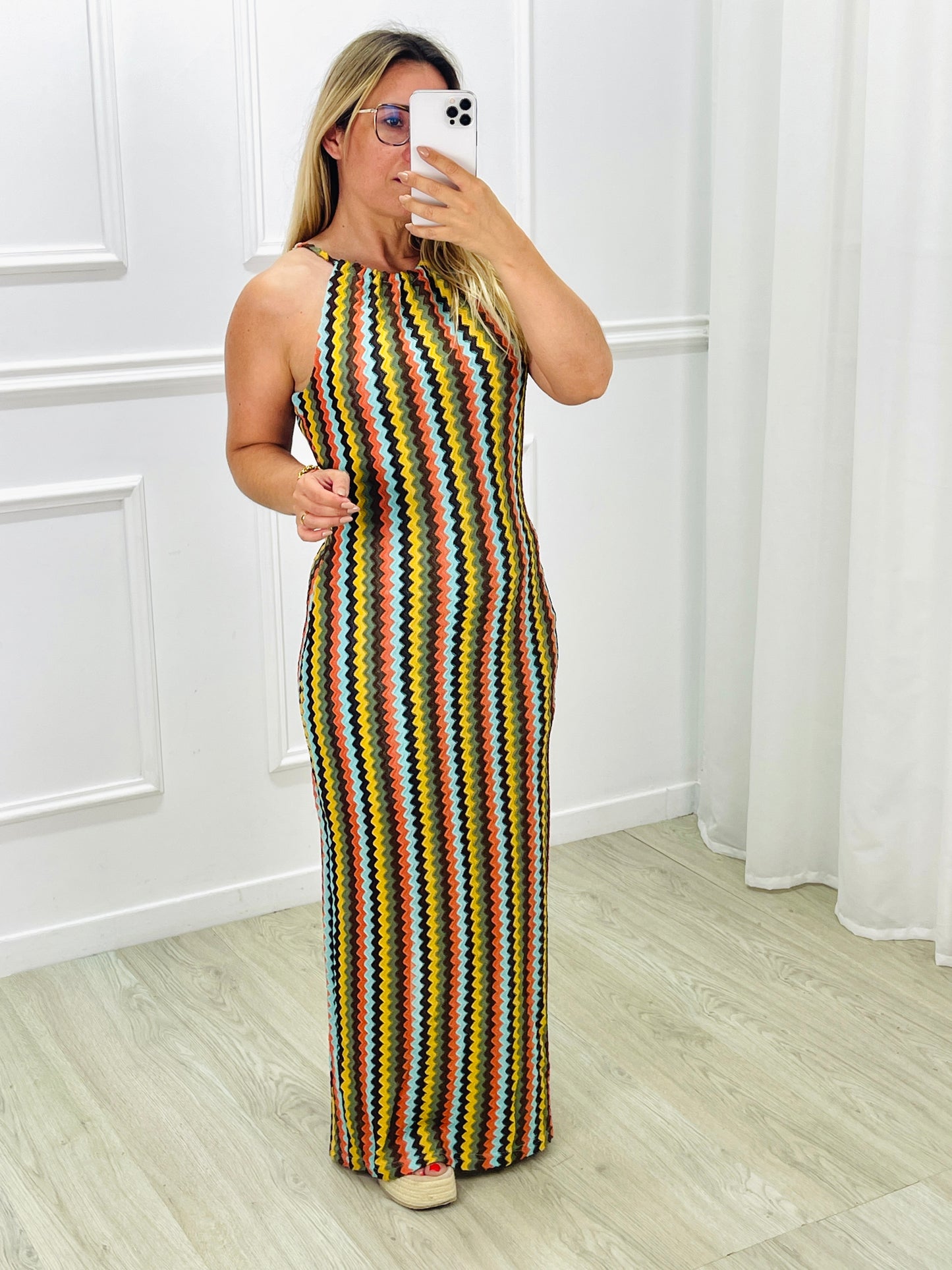 VESTIDO MULTICOR COMPRIDO