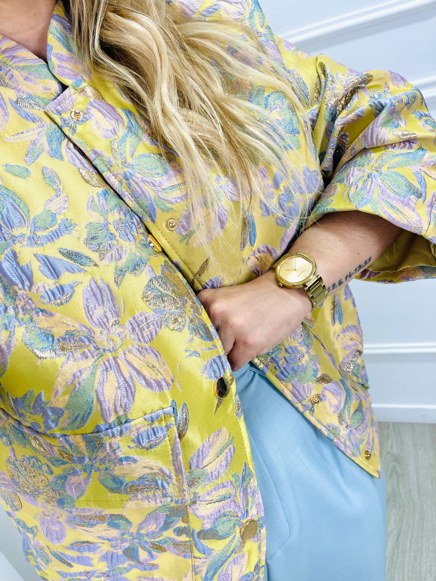 BOMBER BORDADO AMARELO