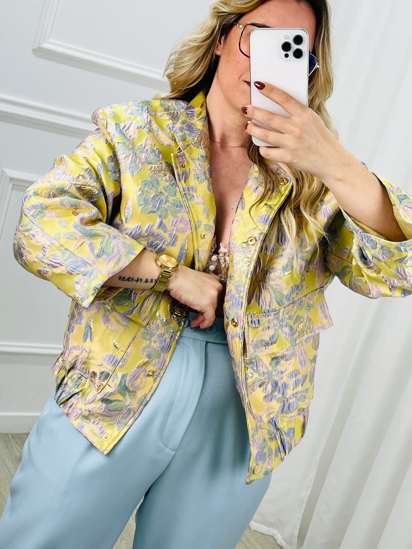 BOMBER BORDADO AMARELO