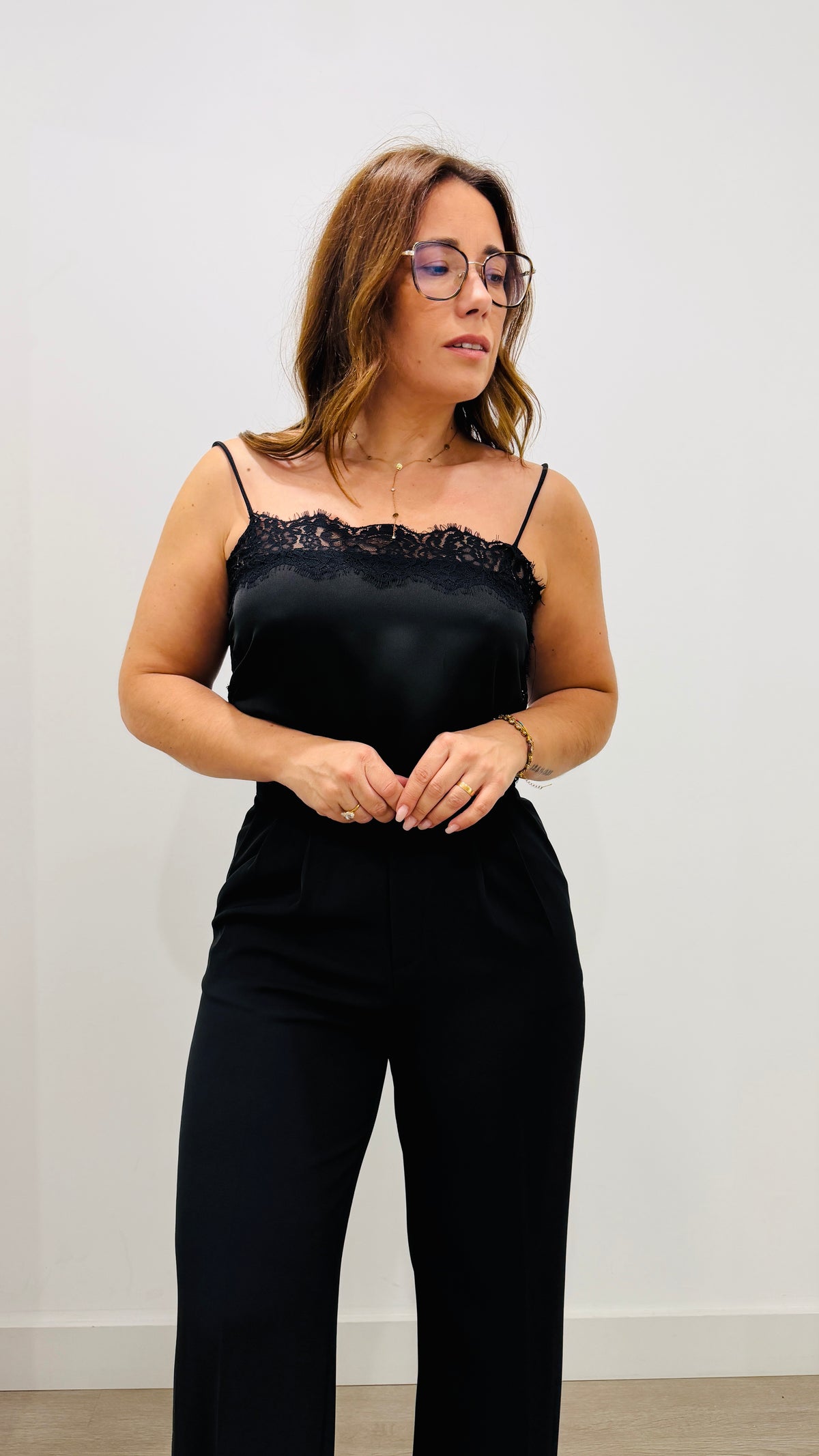 Top cetim com renda Ivivi – foto 6