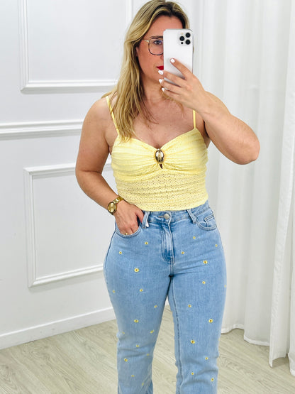 BODY MICROPERFURADO AMARELO