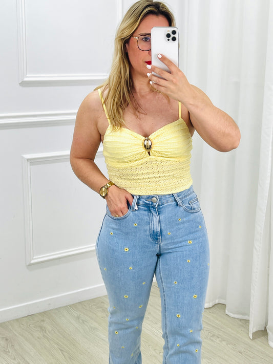 BODY MICROPERFURADO AMARELO