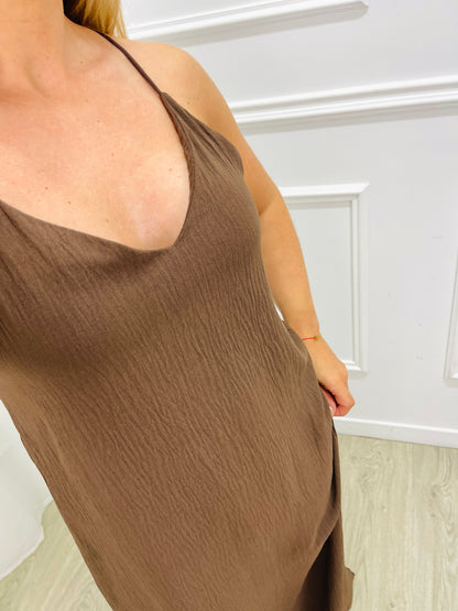VESTIDO COMPRIDO DECOTE CRUZADO NAS COSTAS