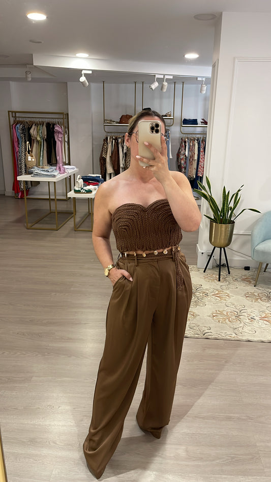 CONJUNTO TOP MACRAMÉ E CALÇA CETIM