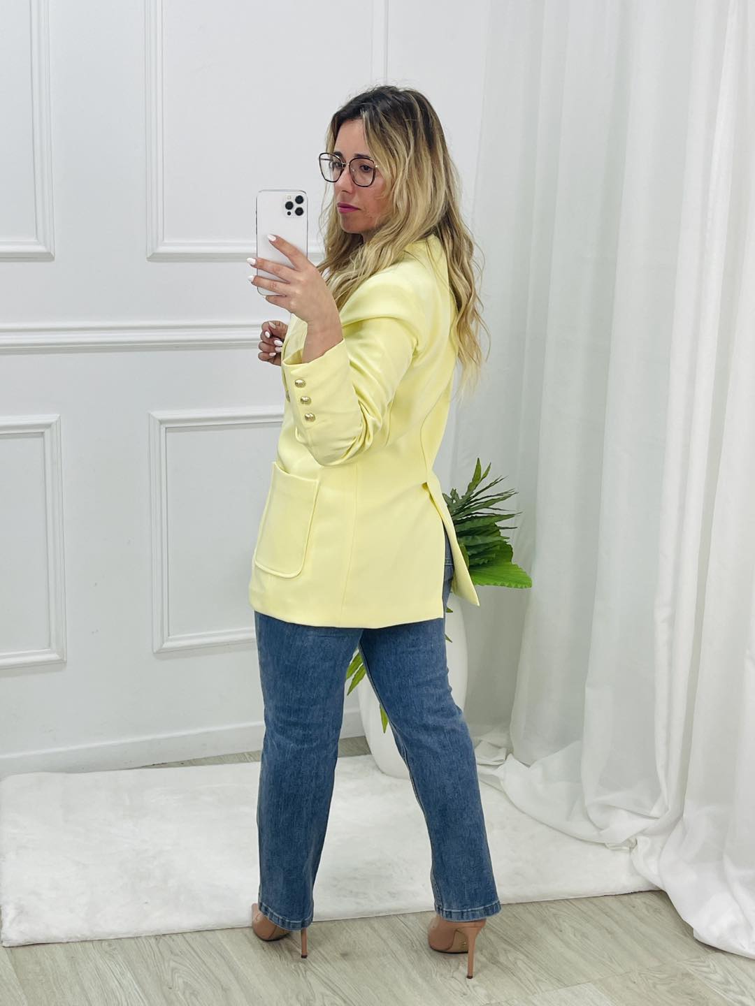 BLAZER COM BOLSOS CHAPA AMARELO