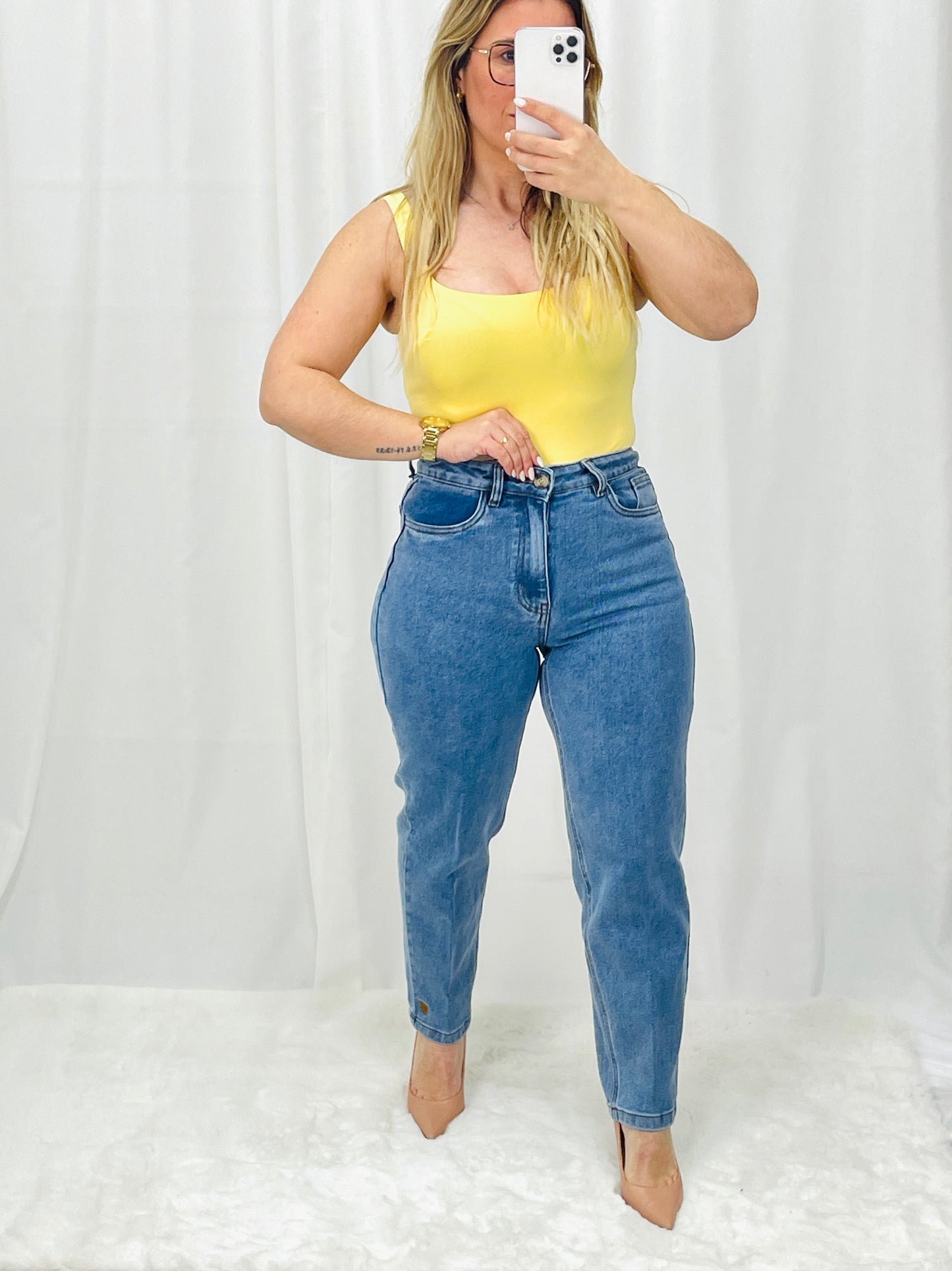 CALÇA DE GANGA MOM FIT KATE
