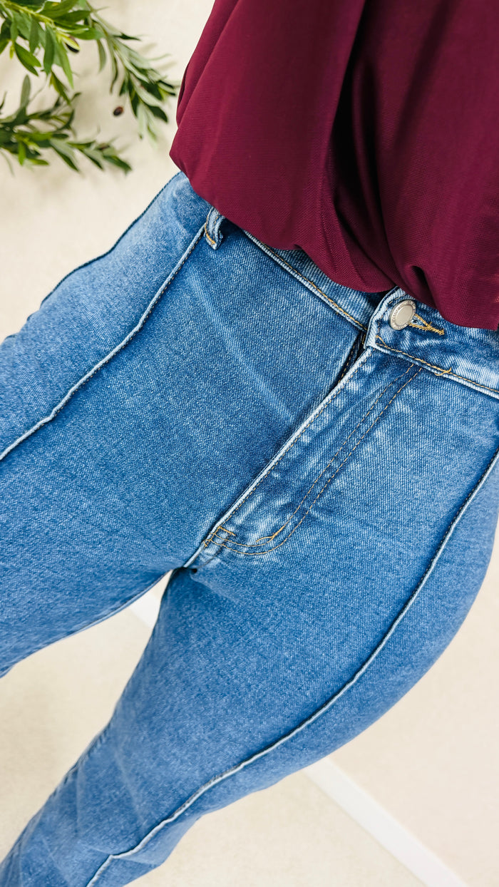 Jeans Azul com Cinta de Compressão