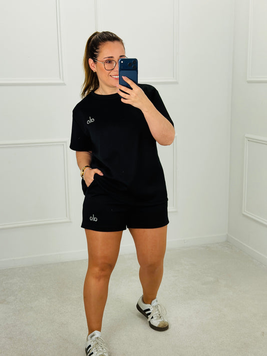 CONJUNTO TSHIRT E CALÇÃO