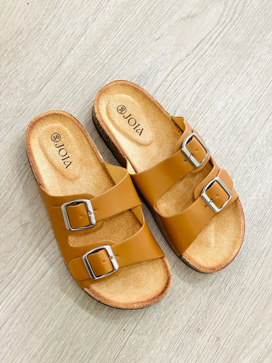SANDÁLIA RASA FIVELA DUPLA CAMEL