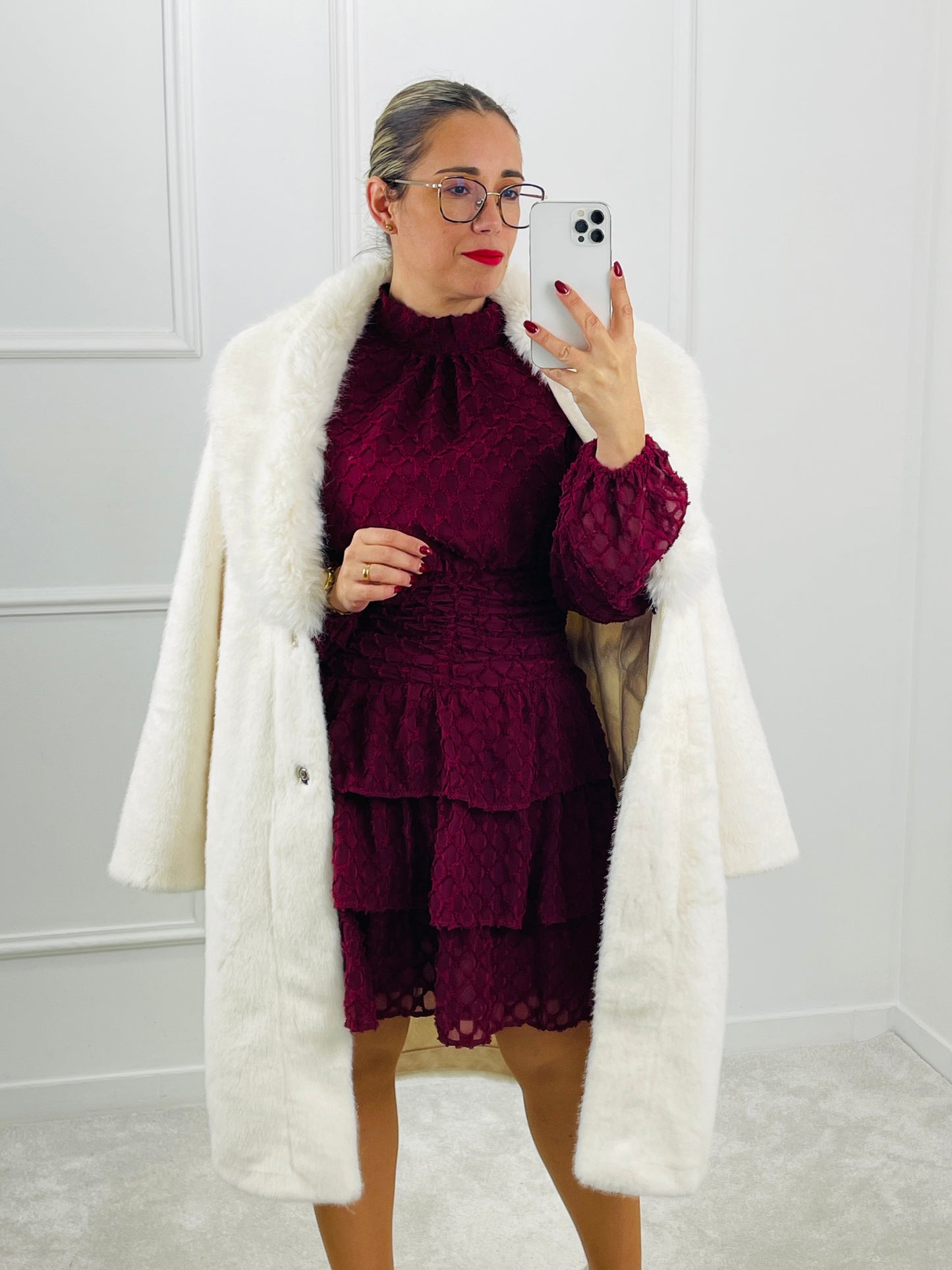 VESTIDO CURTO VERMELHO CEREJA TEXTURADO