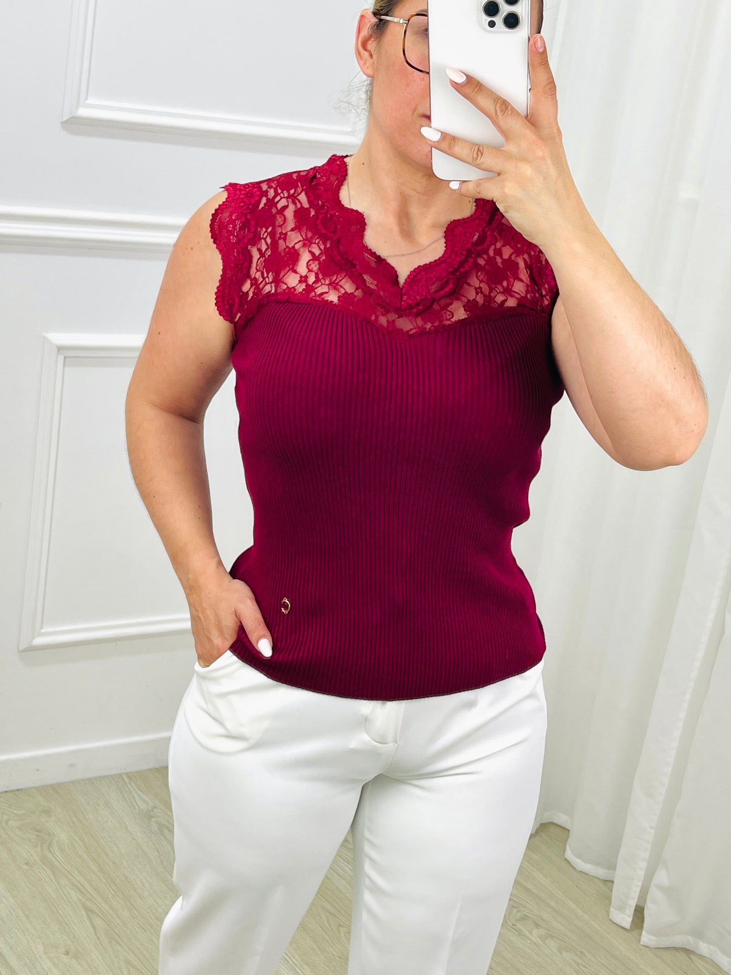 CAMISOLA MALHA COM RENDA