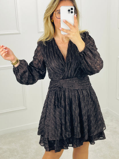 VESTIDO CURTO COM BRILHO CASTANHO