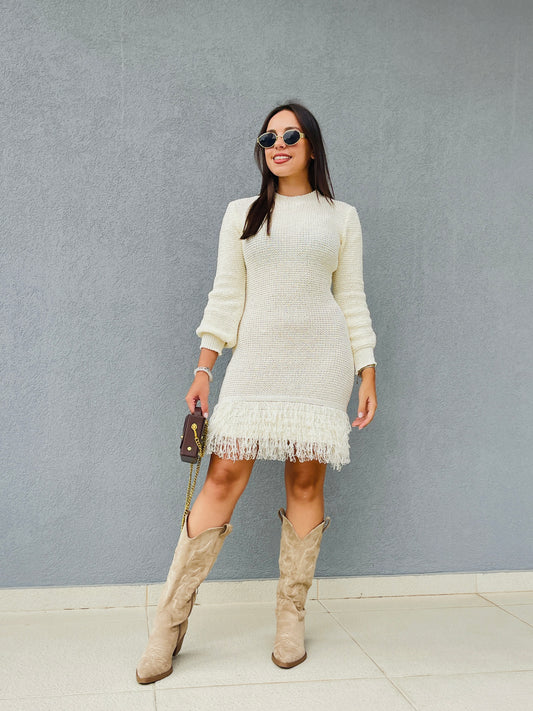 VESTIDO DE MALHA COM FRANJAS CRU