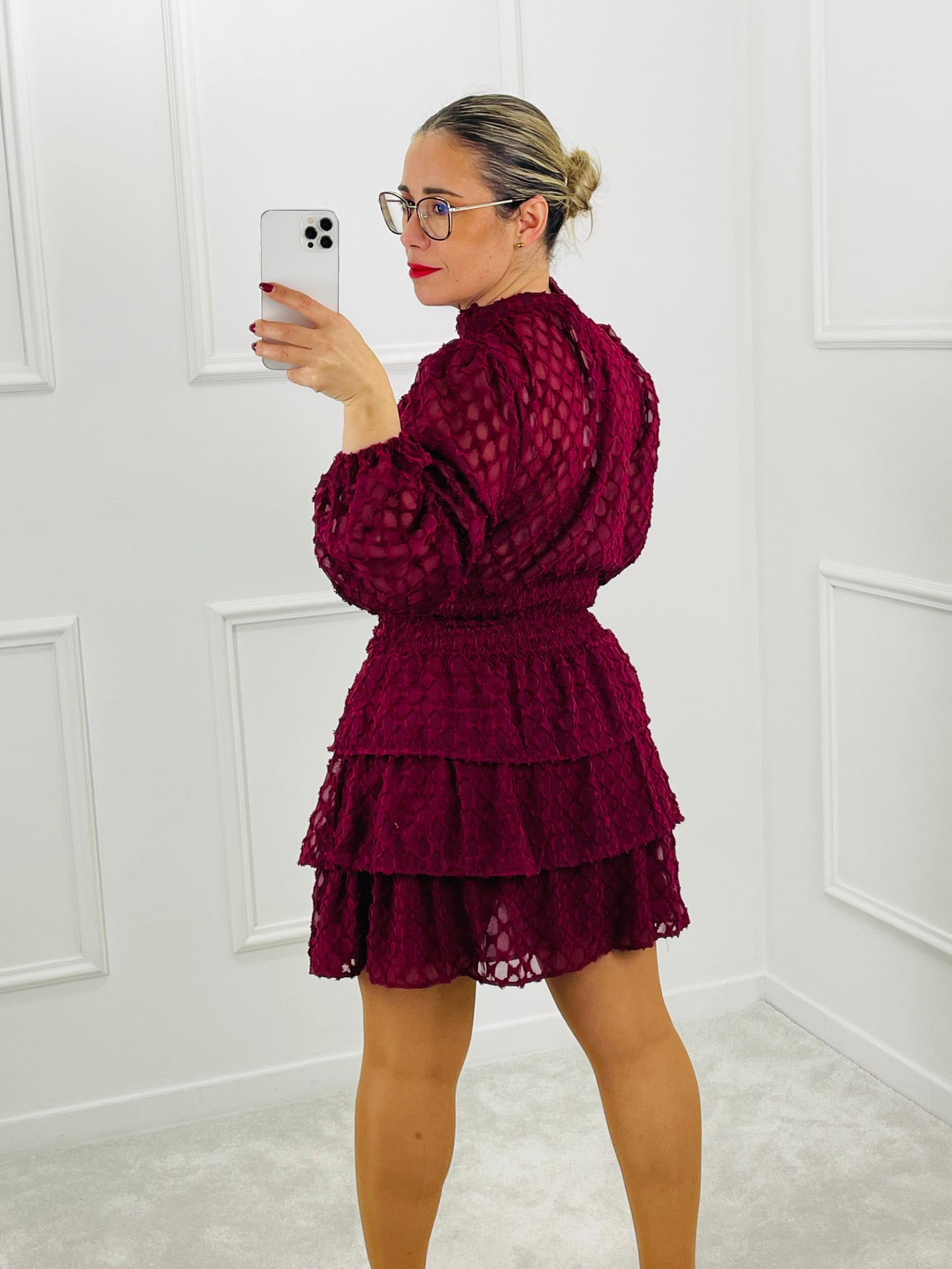 VESTIDO CURTO VERMELHO CEREJA TEXTURADO