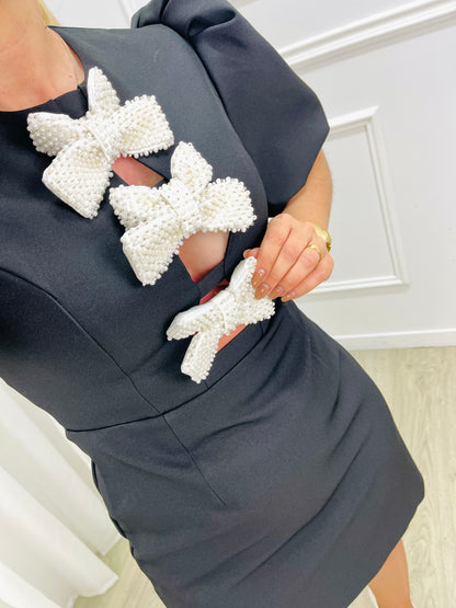 VESTIDO CURTO PRETO COM LAÇOS REMOVÍVEIS