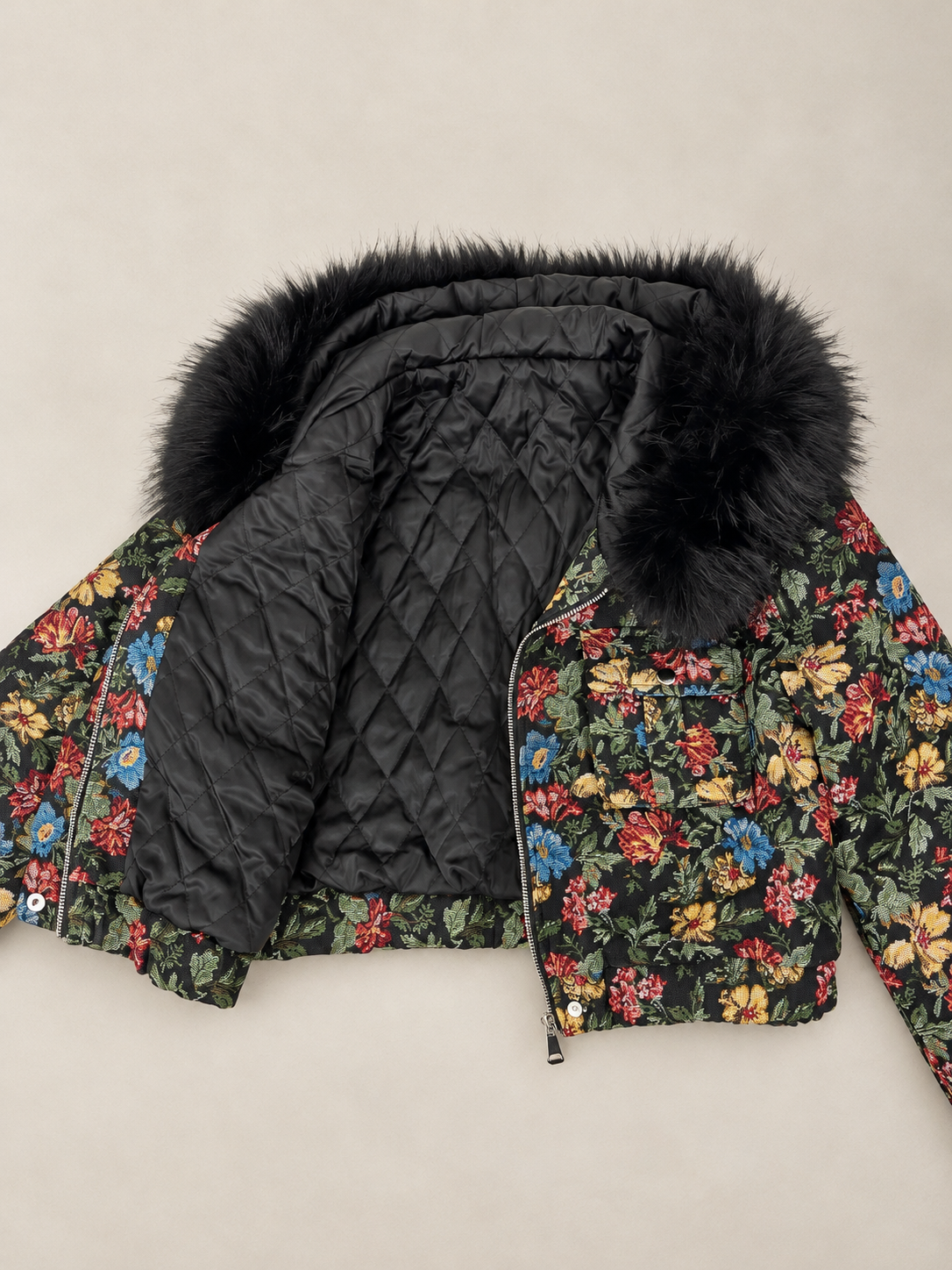 Casaco Floral com Gola de Pelo Preto
