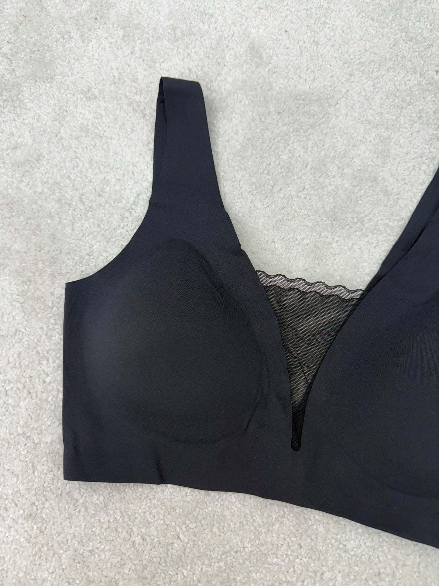 SOUTIEN SEM ARO COM RENDA PRETO