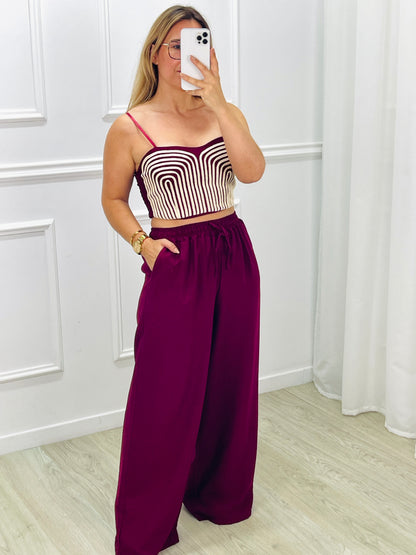 CONJUNTO TOP E CALÇA BORDADO BORDEAUX