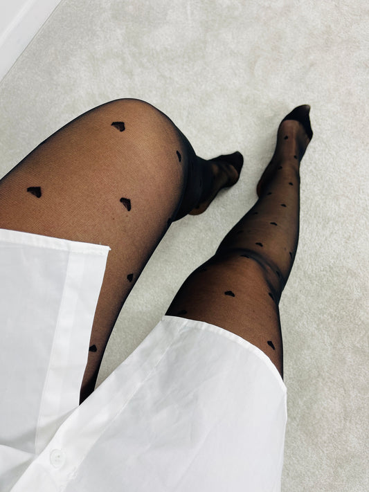 MEIA-CALÇA PRETO COM CORAÇÕES