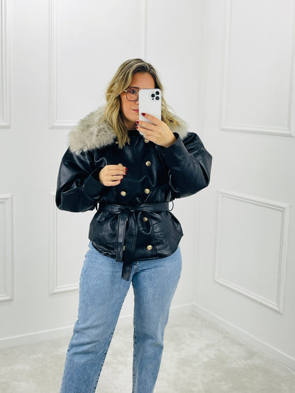 CASACO ECOPELE GOLA COM PELO PRETO