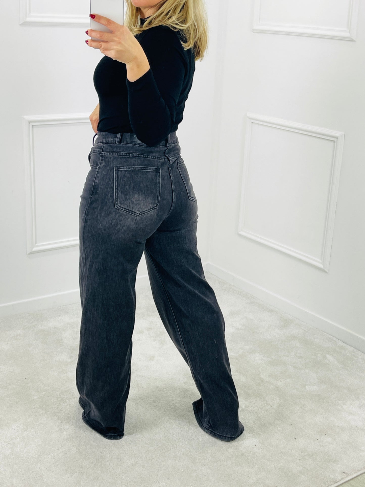 CALÇA WIDE LEG MONDAY PRETA