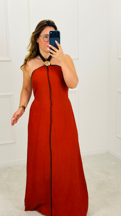 VESTIDO COMPRIDO DECOTE HALTER TERRACOTA