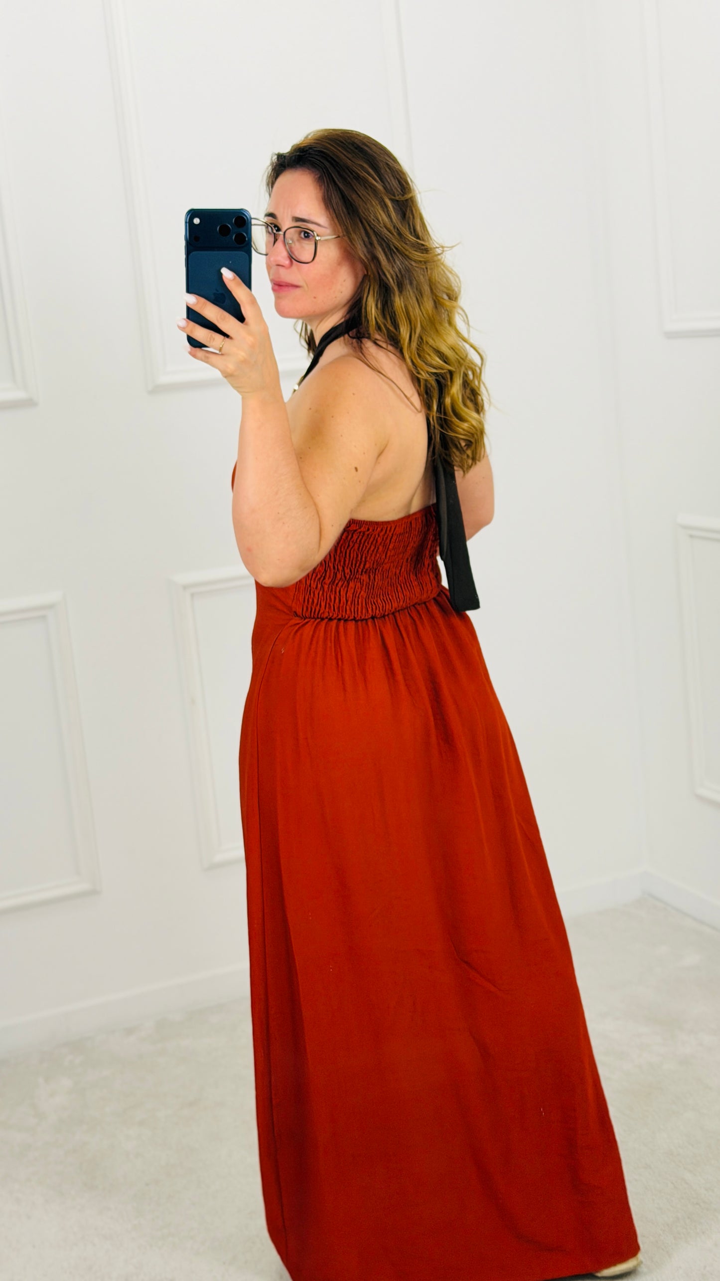 VESTIDO COMPRIDO DECOTE HALTER TERRACOTA
