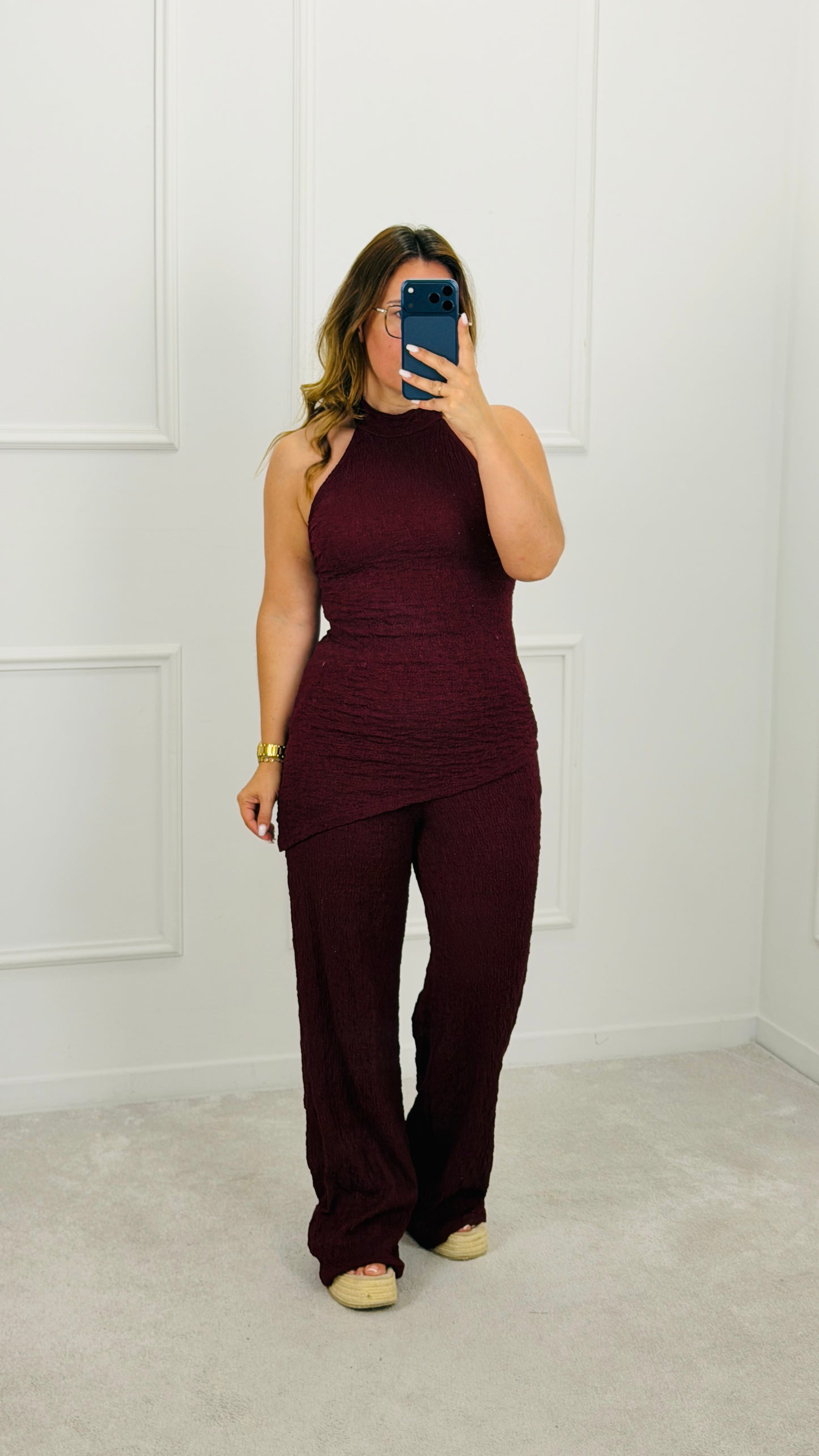 CONJUNTO TOP E CALÇA TEXTURIZADO BORDEAUX