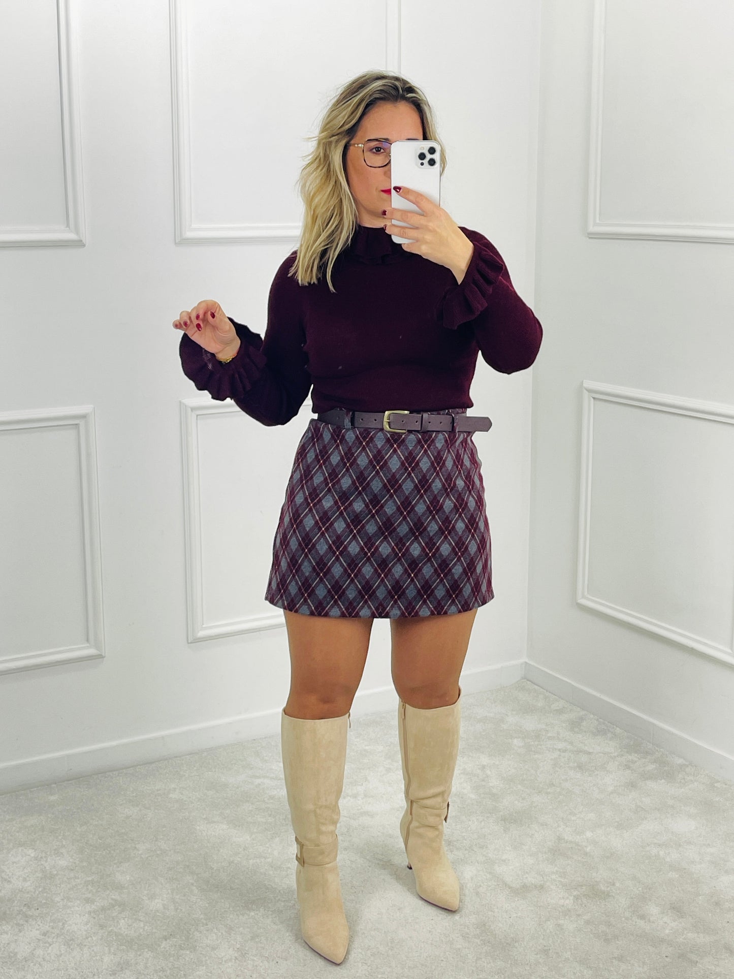 CAMISOLA MALHA COM GOLA FOLHO BURGUNDY