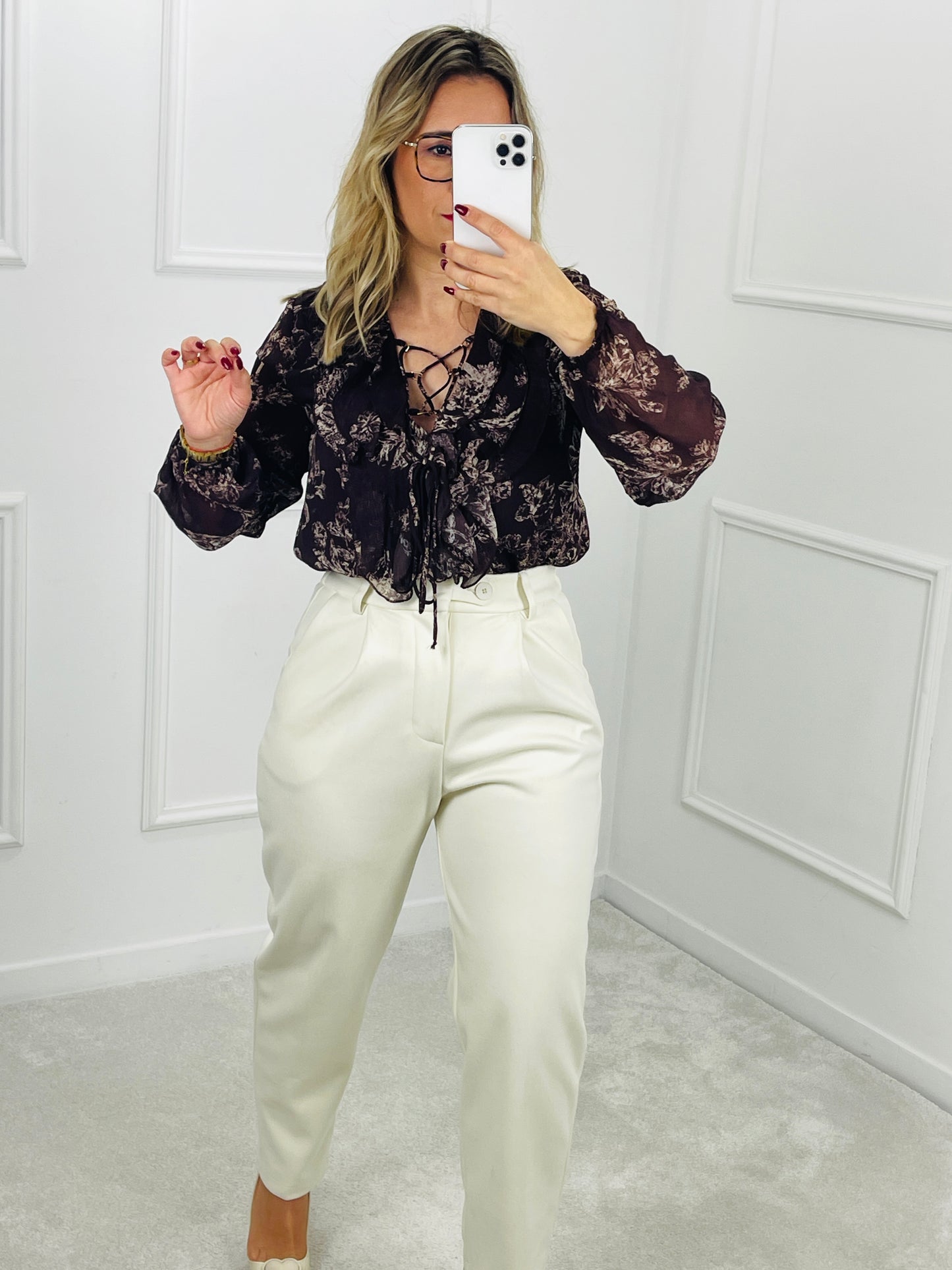 BLUSA CASTANHA FOLHOS