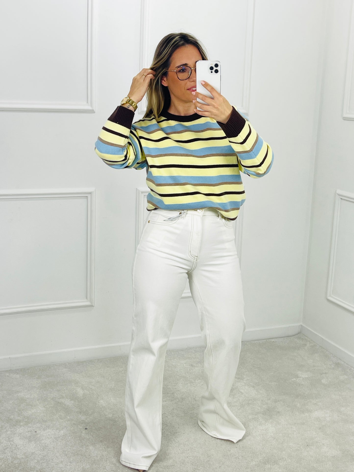 CAMISOLA DE MALHA ÀS RISCAS EM TONS SUAVES