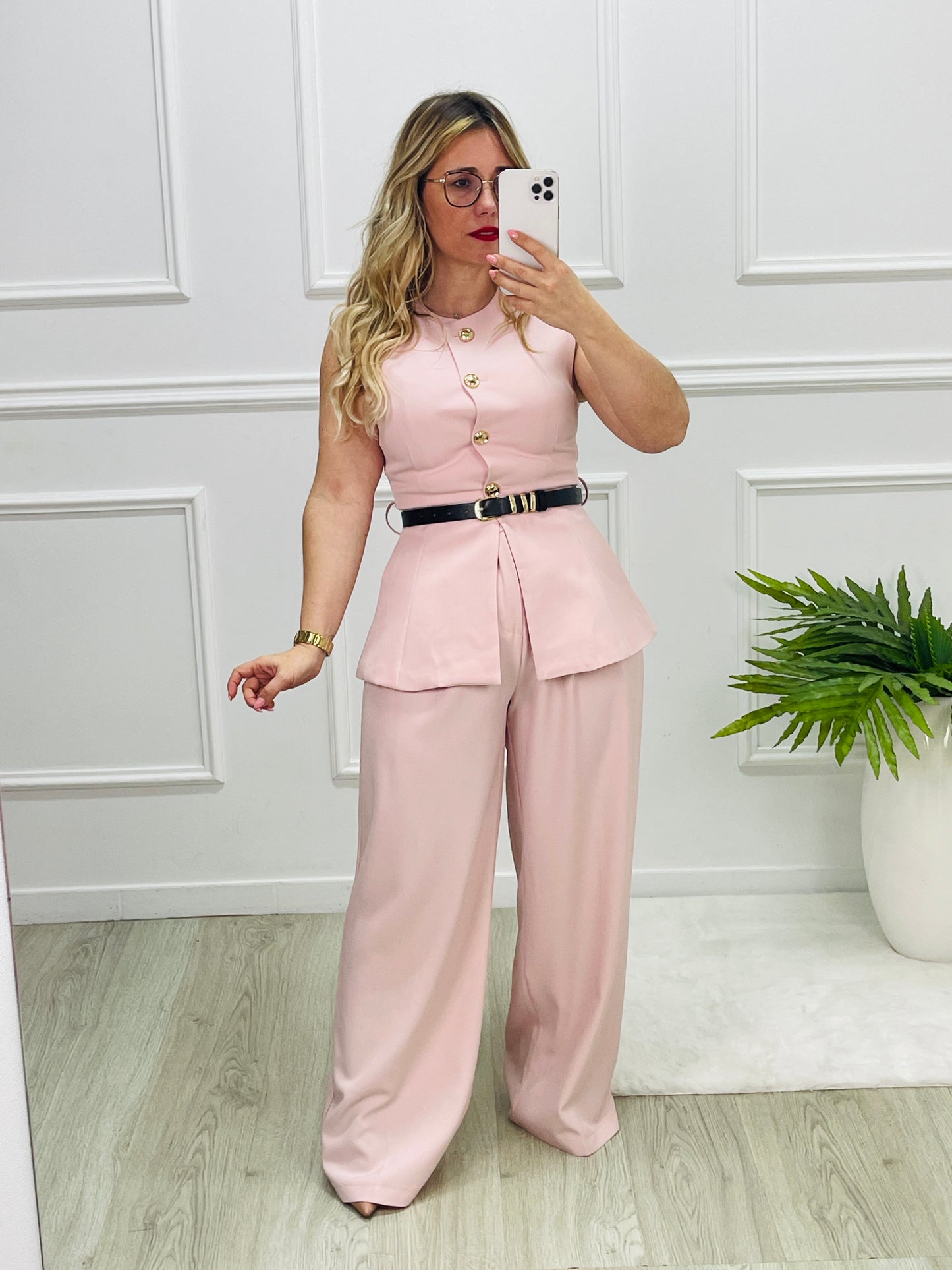 CONJUNTO COLETE E CALÇA ROSA MOCHY