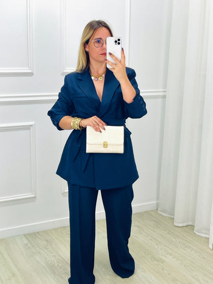 FATO BLAZER E CALÇA MARINHO