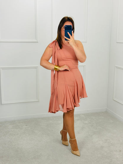 VESTIDO ASSIMÉTRICO FLUÍDO