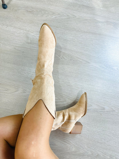 TEXANA BEGE DETALHES DOURADOS