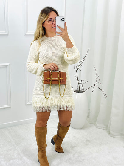 VESTIDO DE MALHA COM FRANJAS CRU