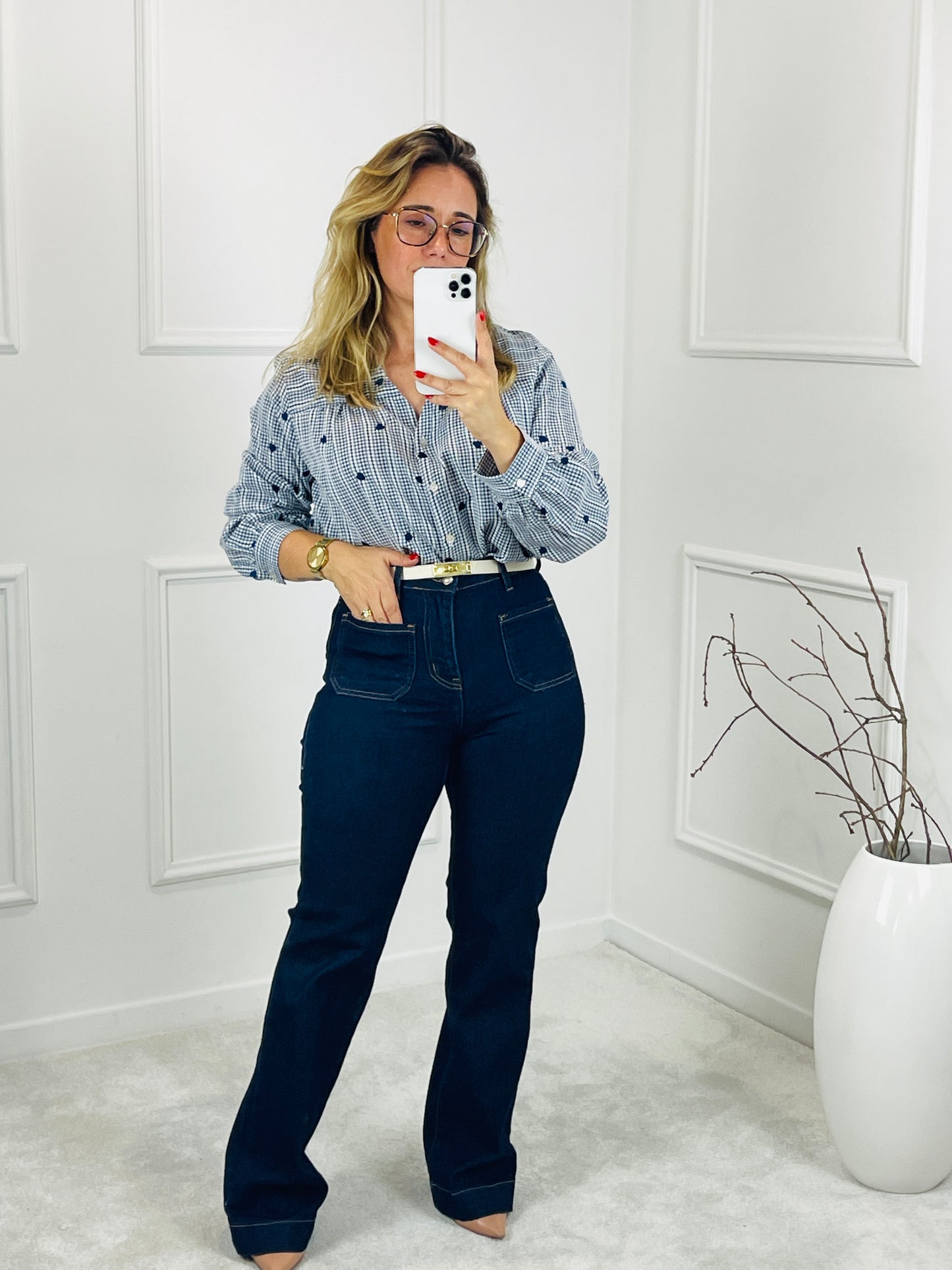 CAMISA MARINHO COM CORAÇÕES BORDADOS