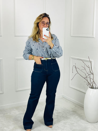 CAMISA MARINHO COM CORAÇÕES BORDADOS