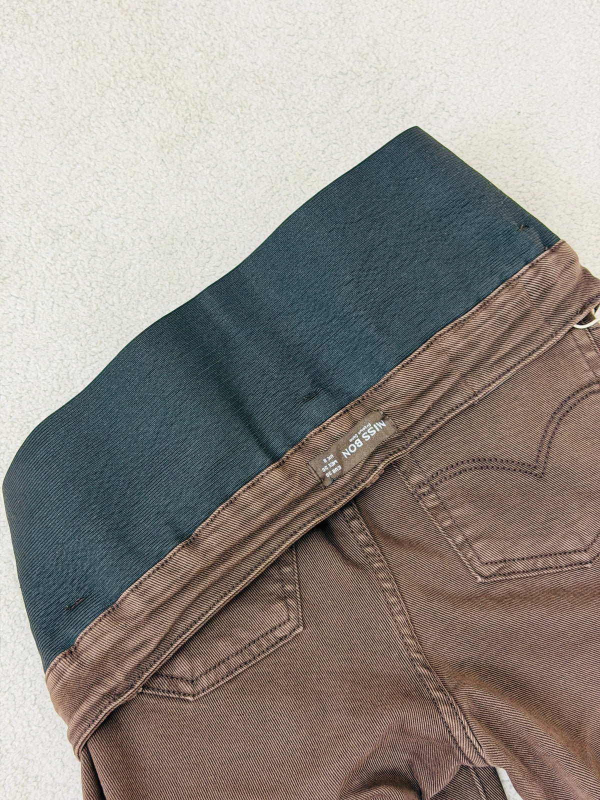 Calça de Ganga Castanho com Cinta