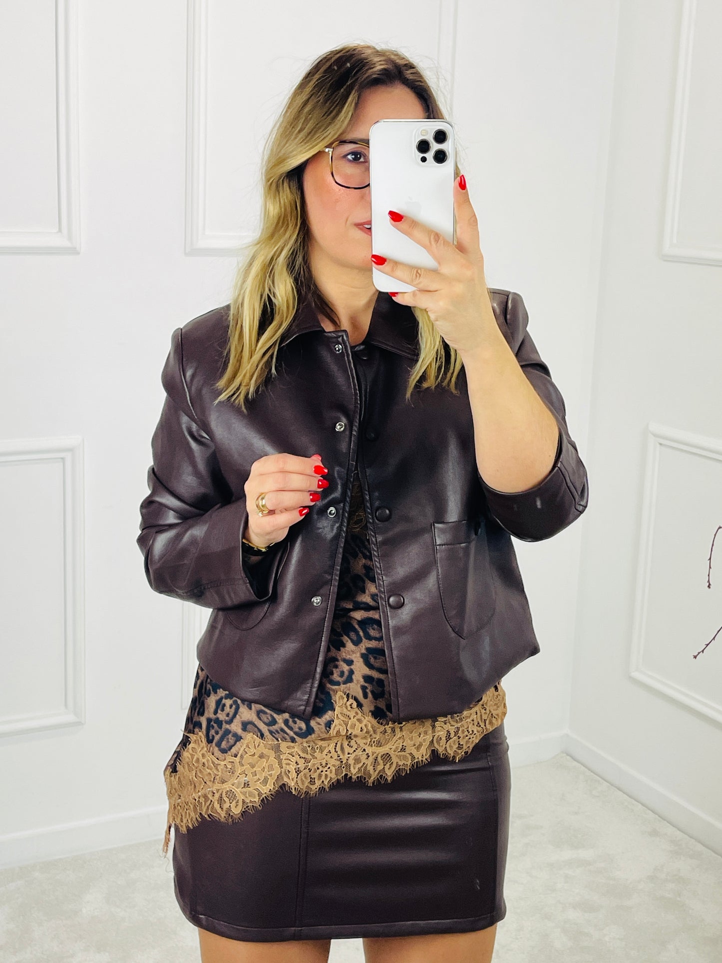 CASACO ECOPELE CASTANHO DROLE DE COPINE