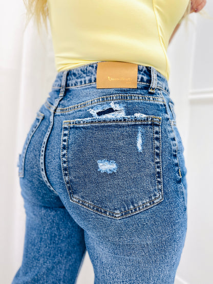 CALÇA WIDE LEG COM RASGOS QUEEN
